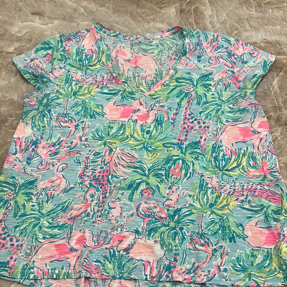 Lilly Pulitzer Pink and Green Short Sleeve Tee Vibrant Tropical Print